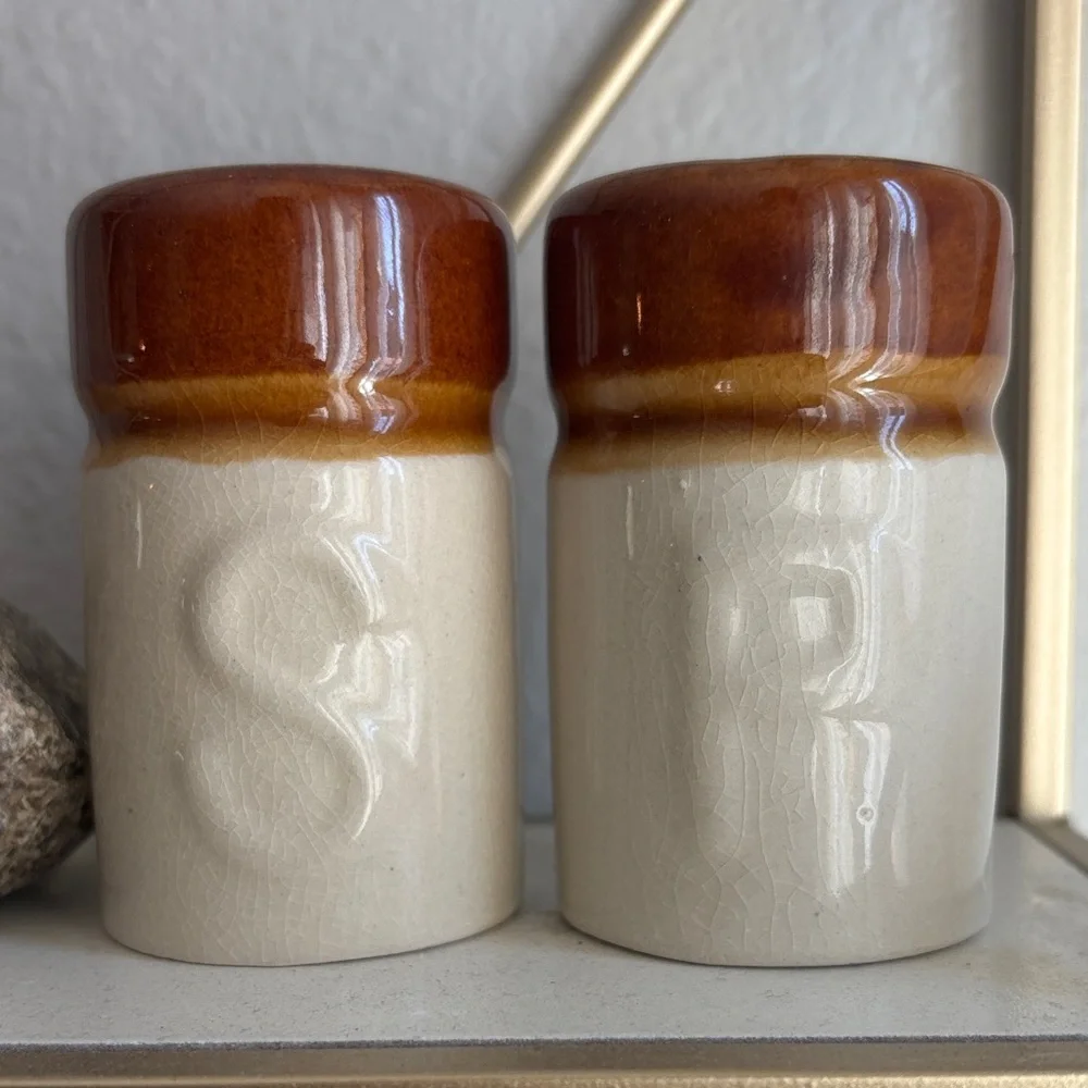 Wyoming Souvenir Ceramic Salt and Pepper Shakers